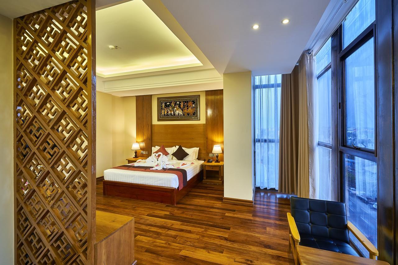 Hotel Apex Mandalay Exteriör bild